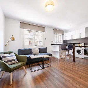 Apartamento Caliu Barcelona - Fira, L'Hospitalet de Llobregat